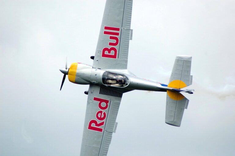 Red-bull-flygplan