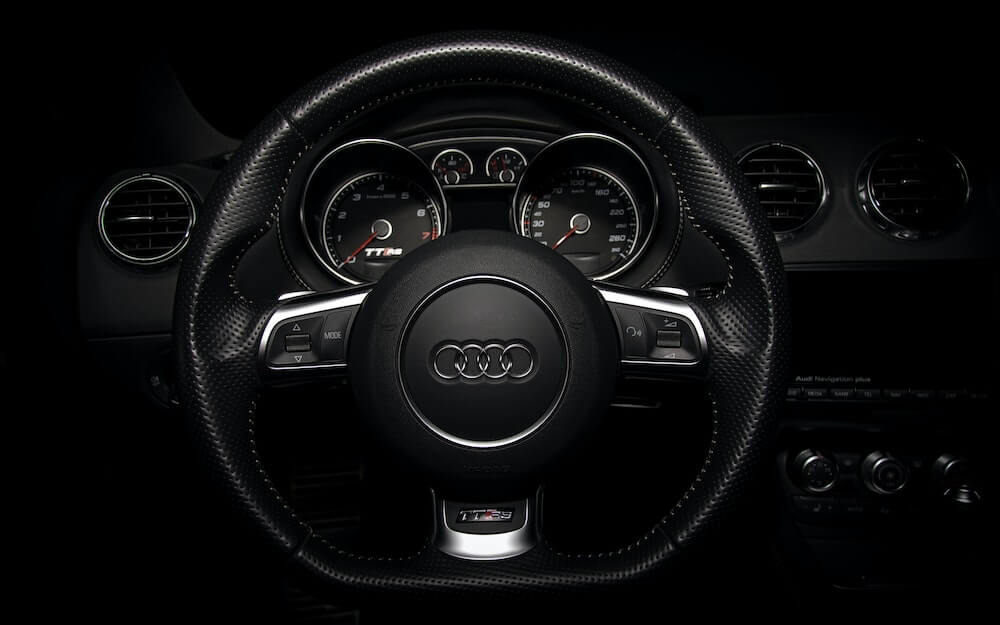 Ratt-med-Audi-logga
